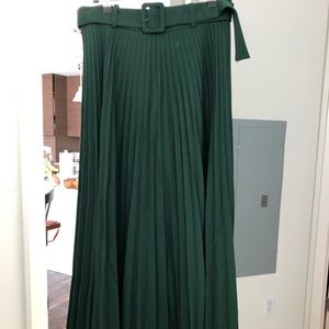 Zara brand new belted pleated skirt